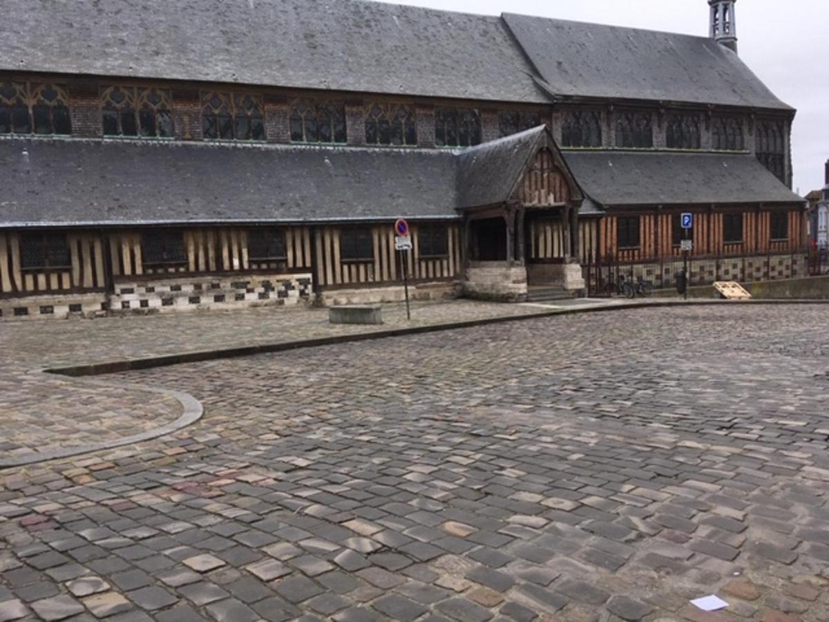 Вилла Maison Charmante Pres De Sainte Catherine Онфлёр Экстерьер фото